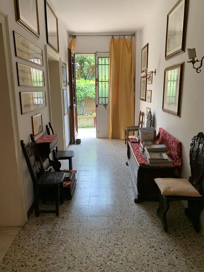Dimora Castiglioni Villa Venedigs Lido 0*,