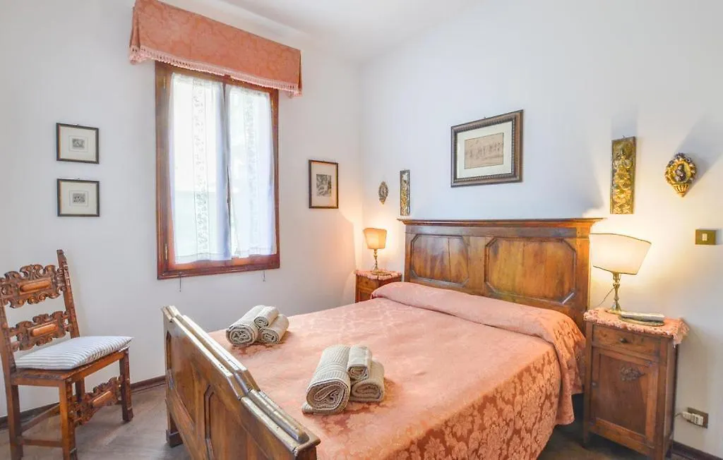Dimora Castiglioni Villa Venedigs Lido 0*,